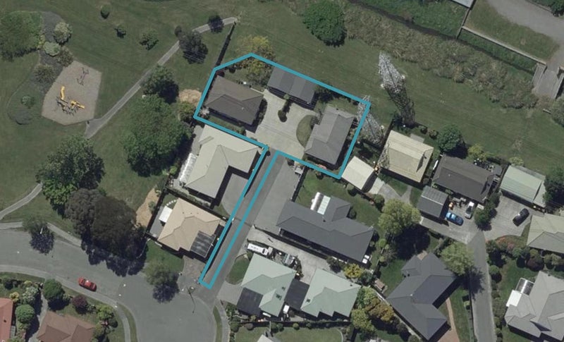 1/31 Peebles Drive, Hei Hei, Christchurch - Carousel 1