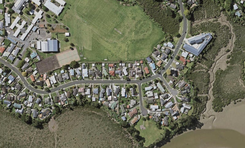 4 Purakau Lane, Pakuranga, Auckland - Carousel 1