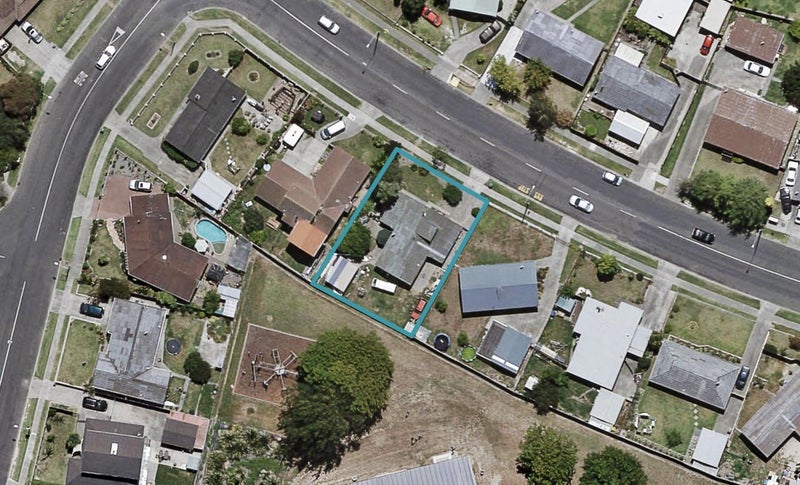 15 Coventry Avenue, Tamatea, Napier - Carousel 1