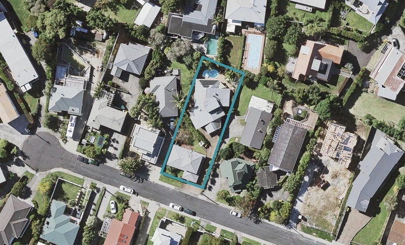 22A Bevyn street, Castor Bay, North Shore City - Carousel 1