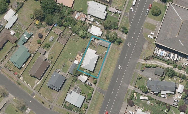 23 Poutini Street, Whanganui East, Whanganui - Carousel 1