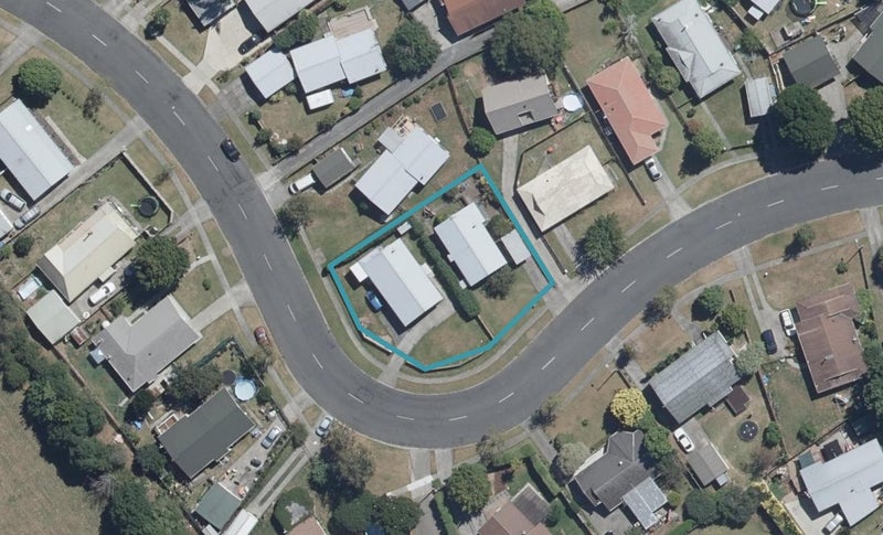 53B Garland Drive, St Andrews, Hamilton - Carousel 1