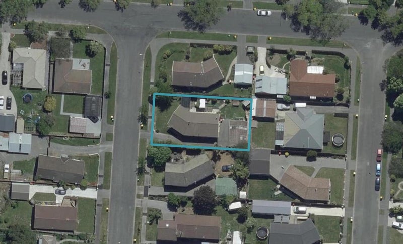 34 Denniston Crescent, Redwood, Christchurch - Carousel 1