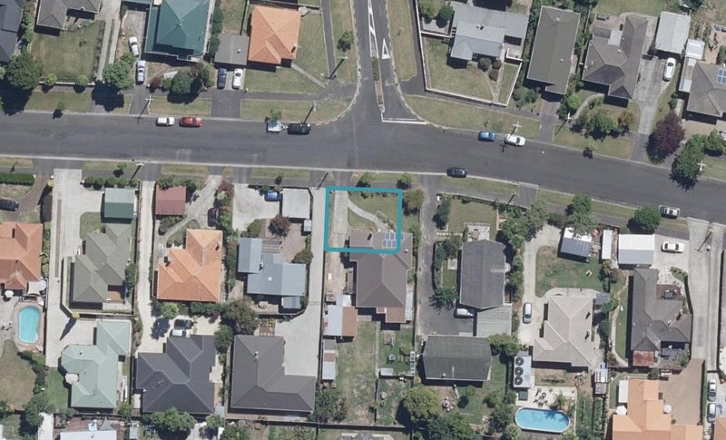 1/24 Pearsons Avenue, Claudelands, Hamilton - Carousel 1