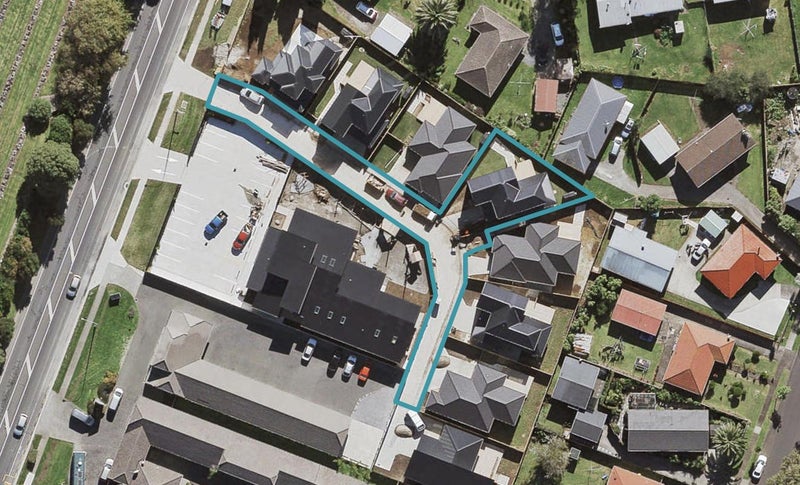 8 Ararata Lane, Māngere Bridge, Auckland - Carousel 1