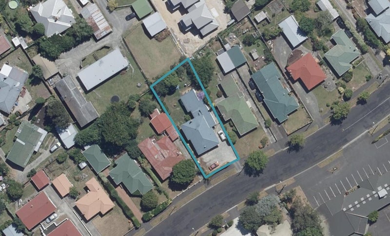 42 Mount View Road, Melville, Hamilton - Carousel 1