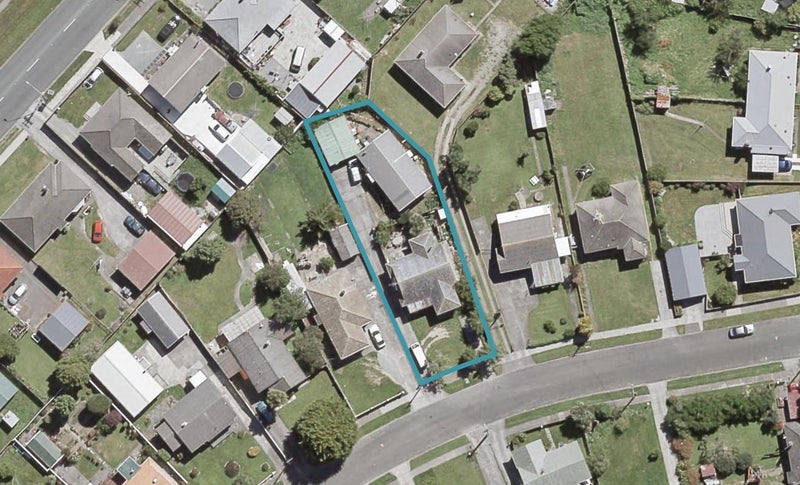 1/71 Compton Crescent, Taita, Lower Hutt - Carousel 1