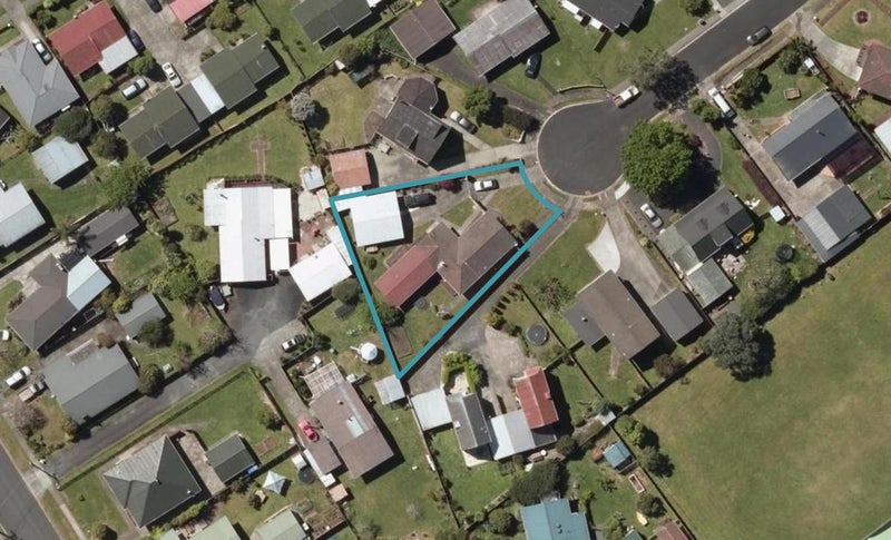 18 Coleridge Place, Tikipunga, Whangarei - Carousel 1