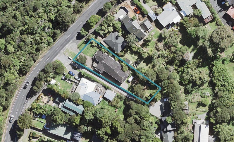 472A Huia Road, Laingholm, Auckland - Carousel 1