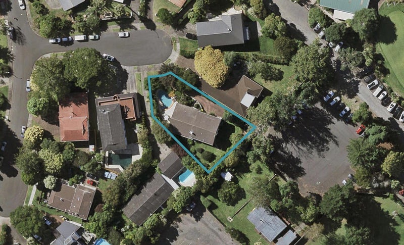 7 Jessmae Place, Hillcrest, Auckland - Carousel 1