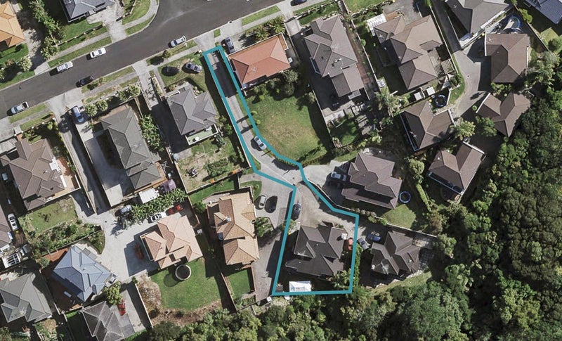 22A Vireya Court, Goodwood Heights, Auckland - Carousel 1