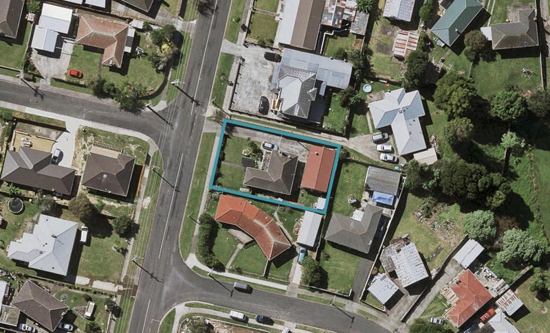 59 Hills Road, Otara, Auckland - Carousel 1