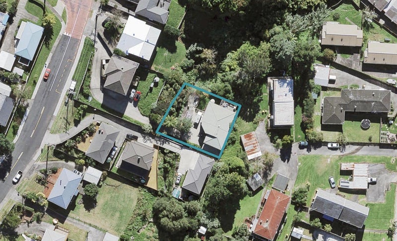 21A Kelwyn Road, Kelston, Auckland - Carousel 1