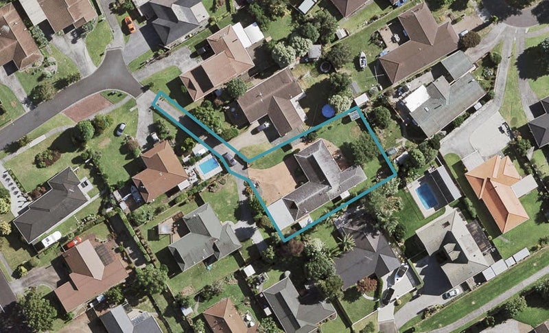 7 Elrita Place, Conifer Grove, Takanini - Carousel 1