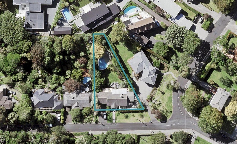 17 Woodside Crescent, St Heliers, Auckland - Carousel 1