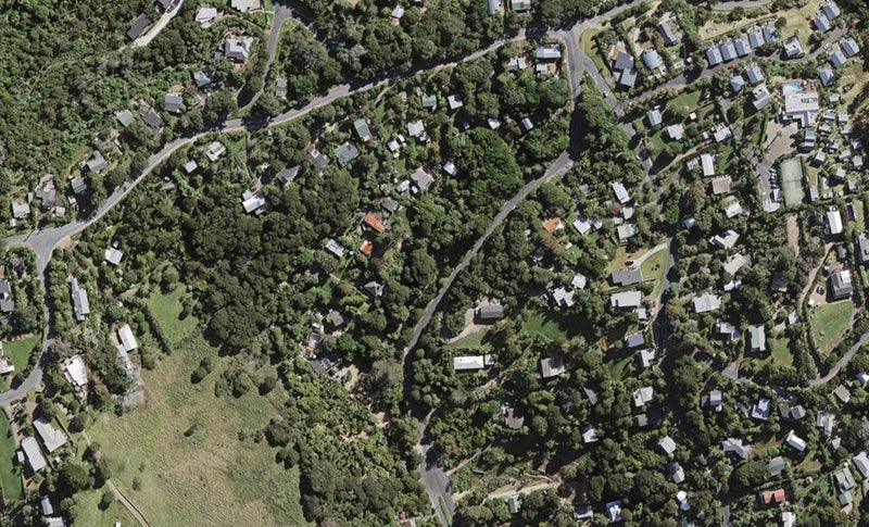 15 Te Toki Road, Ostend, Waiheke Island - Carousel 1
