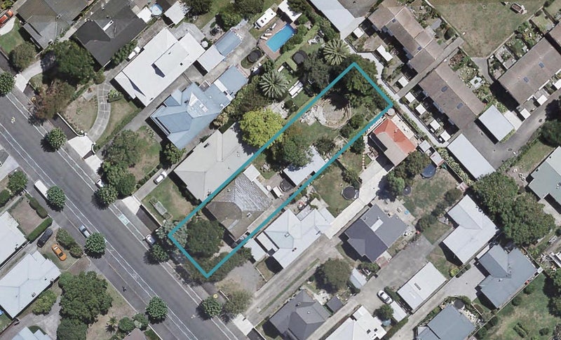 15 Nelson Crescent, Napier South, Napier - Carousel 1
