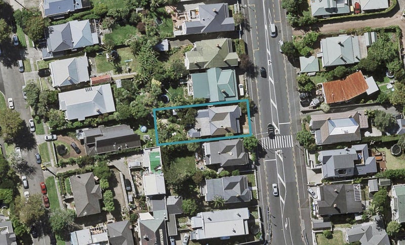 135 Victoria Road, Devonport, Auckland - Carousel 1