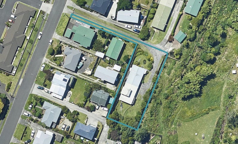 36A Greerton Road, Gate Pa, Tauranga - Carousel 1