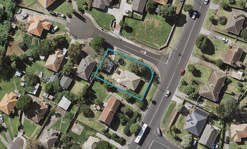 77 Tripoli Road, Panmure, Auckland - Carousel 1