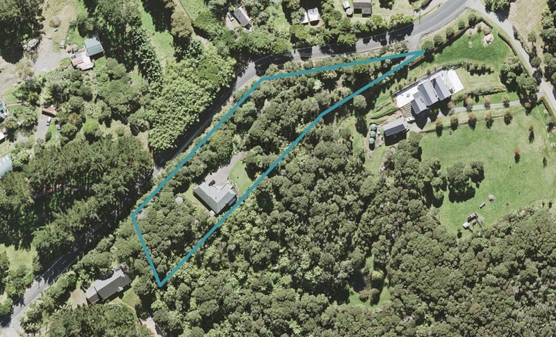 56 Bethells Road, Waitākere, Auckland - Carousel 1