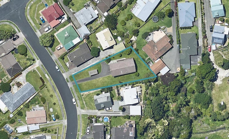5 Rangataua Street, Welcome Bay, Tauranga - Carousel 1