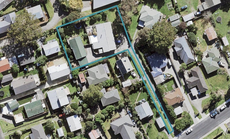 6B Lancaster Road, Beach Haven, Auckland - Carousel 1