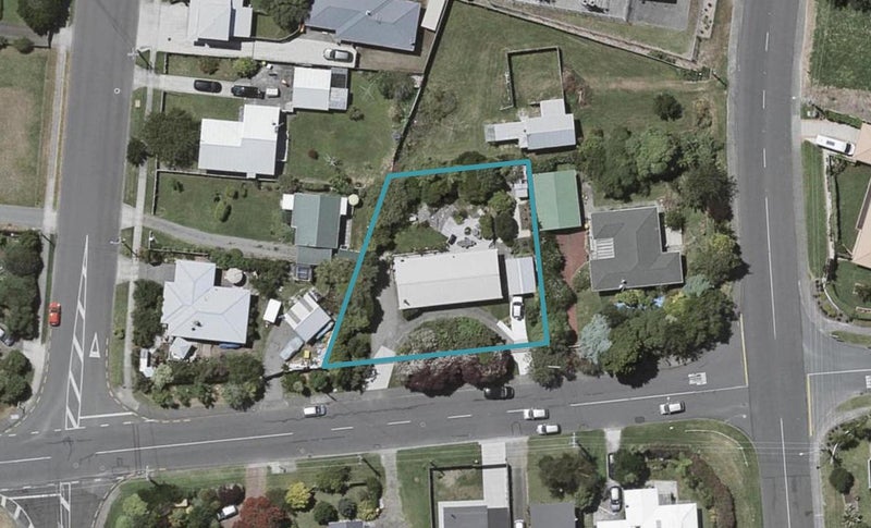 47 Menin Road, Raumati South, Paraparaumu - Carousel 1
