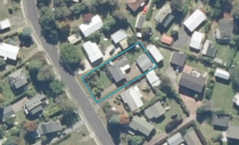 10 Susan Lane, Kinloch, Taupō - Carousel 1