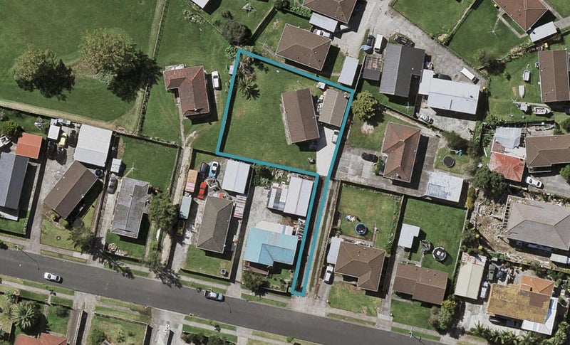 15 Sidey Avenue, Clover Park, Auckland - Carousel 1