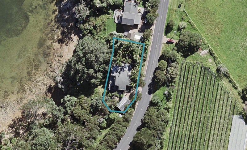 75 Donald Bruce Road, Surfdale, Waiheke Island - Carousel 1