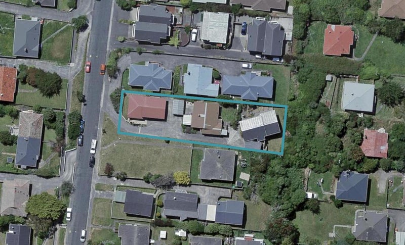 33B Bould Street, Johnsonville, Wellington - Carousel 1