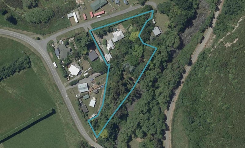 8 Robbs Road, Coalgate - Carousel 1