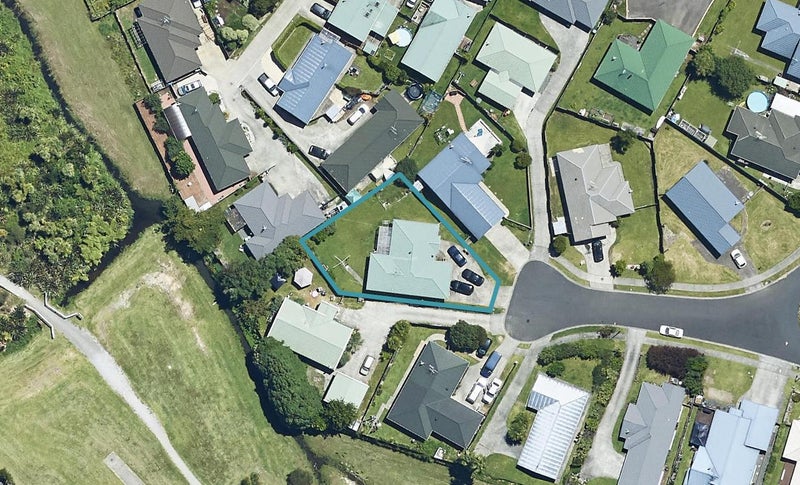 26 Aaron Place, Brookfield, Tauranga - Carousel 1
