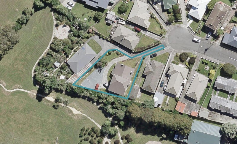 5 Boothby Grove, Fairfield, Lower Hutt - Carousel 1