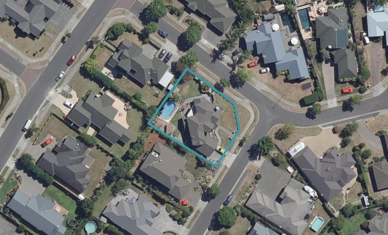 2 Kilmuir Place, Rototuna, Hamilton - Carousel 1