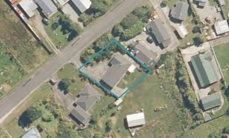 88 Fifth Street, Kumara, Greymouth - Carousel 1