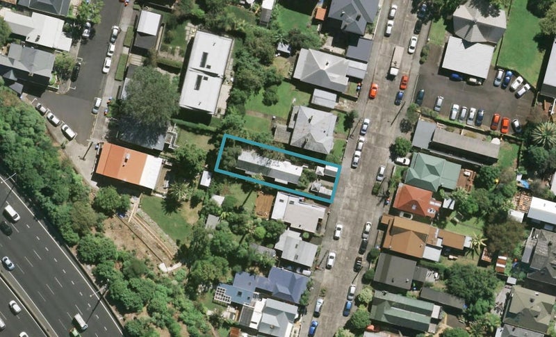 1/22 Claremont Street, Newmarket, Auckland - Carousel 1