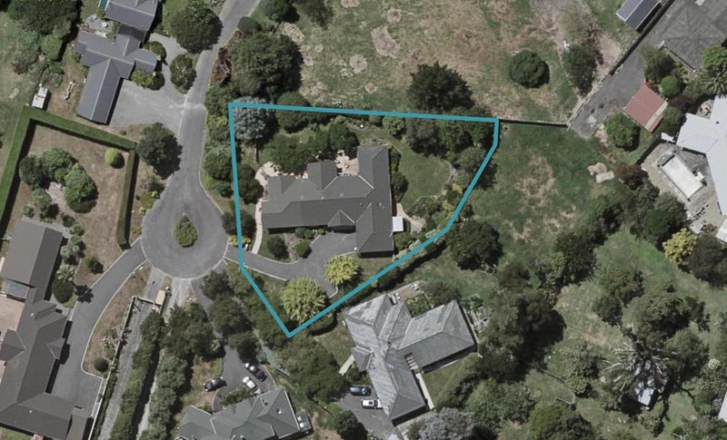 5 Conifer Court, Raumati Beach, Paraparaumu - Carousel 1