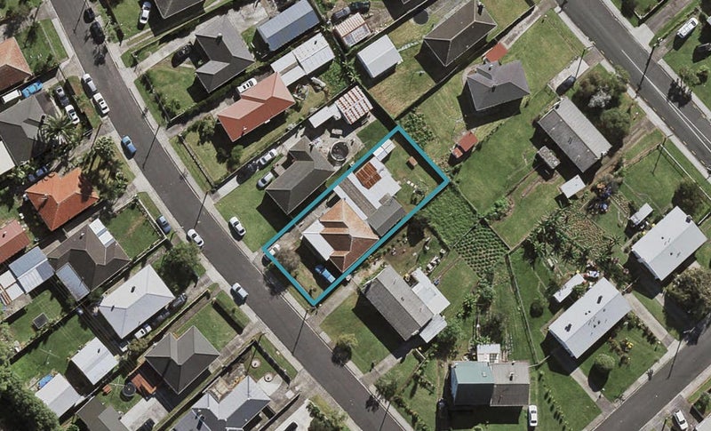 9 Harwood Crescent, Otara, Auckland - Carousel 1
