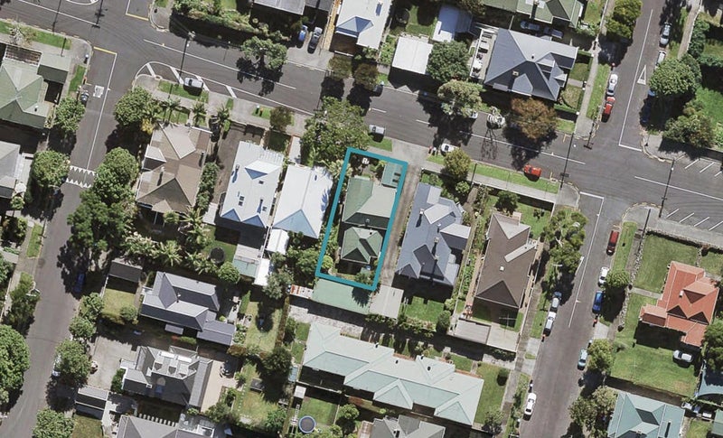 14A Bellwood Avenue, Mount Eden, Auckland - Carousel 1