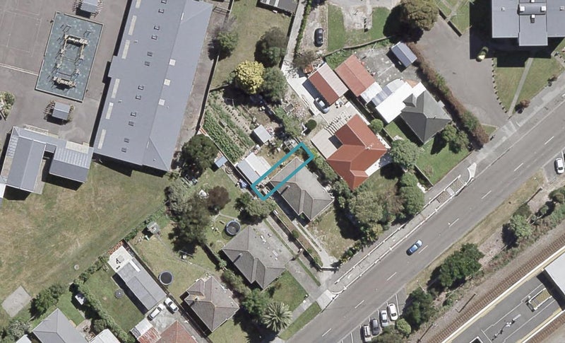 6/207 Oxford Terrace, Avalon, Lower Hutt - Carousel 1