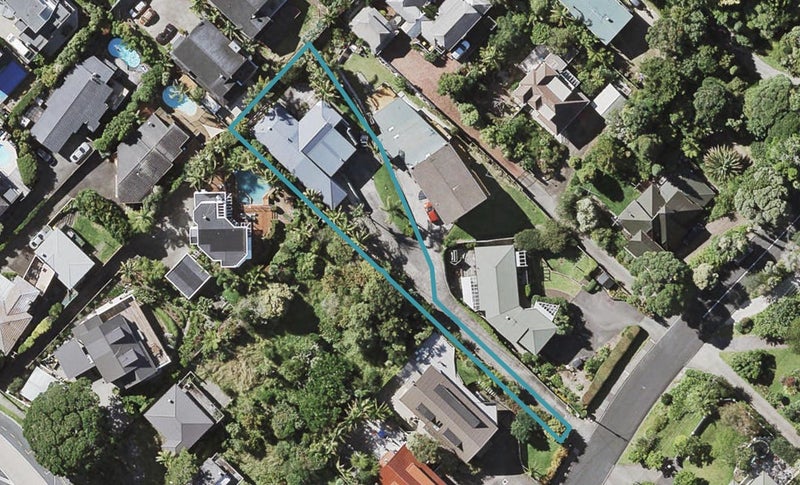 12 Braemar Road, Castor Bay, Auckland - Carousel 1