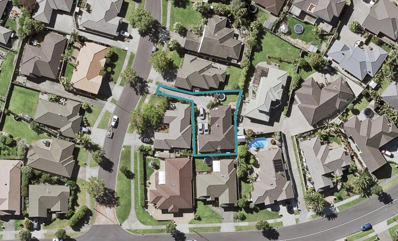 22 Dairyland Drive, East Tamaki Heights, Auckland - Carousel 1