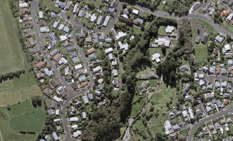 5F Bromley Place, Westown, New Plymouth - Carousel 1