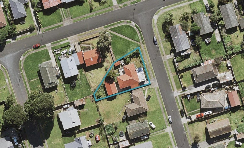 62 Calthorp Close, Favona, Auckland - Carousel 1