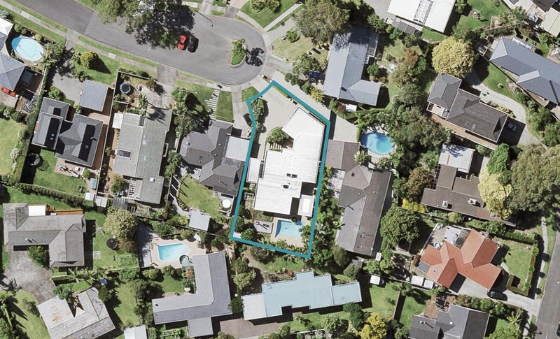 9 Holly Way, Sunnyhills, Auckland - Carousel 1