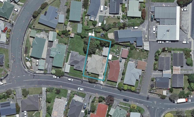 47 Beazley Avenue, Paparangi, Wellington - Carousel 1