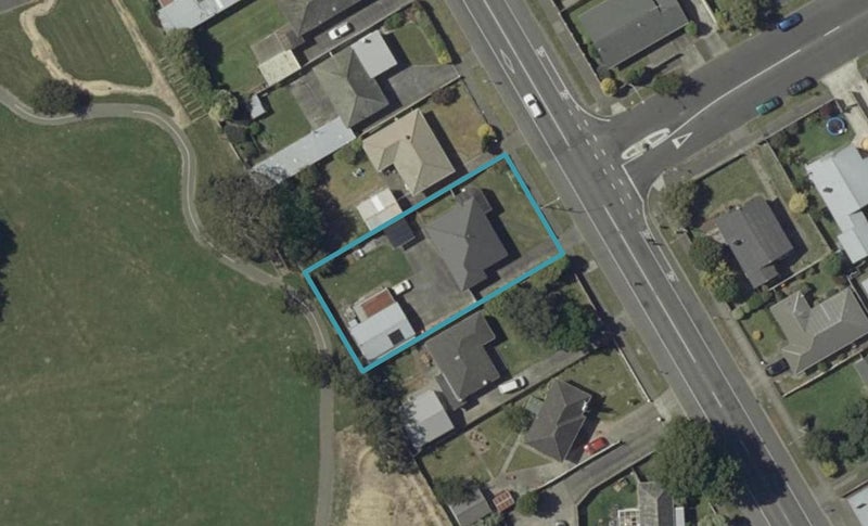 194 Botanical Road, Takaro, Palmerston North - Carousel 1