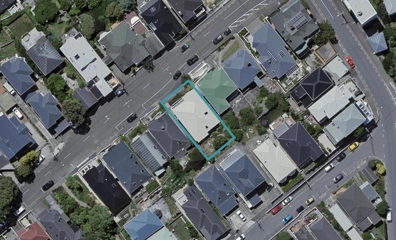 70 Hawker Street, Mount Victoria, Wellington - Carousel 1